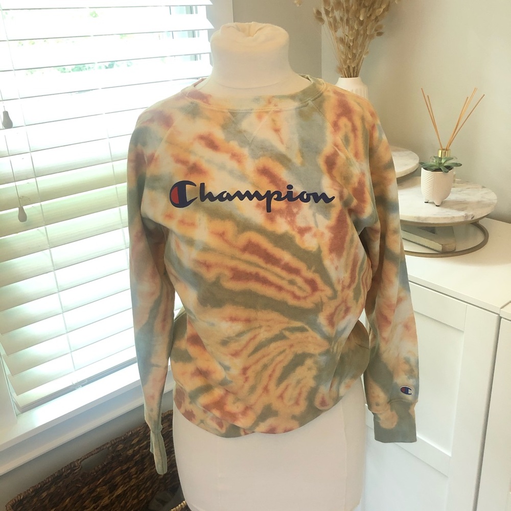 Champion tie dye sweatshirt